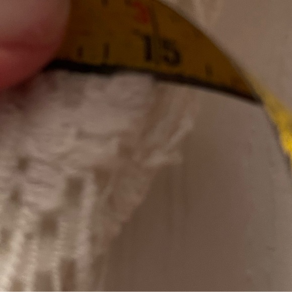 White Lacey Gap Dress, Size 8 (fits a bit smaller than an average 8) - Picture 5 of 5